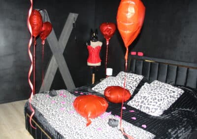 Love room lindomptable Mericourt 4