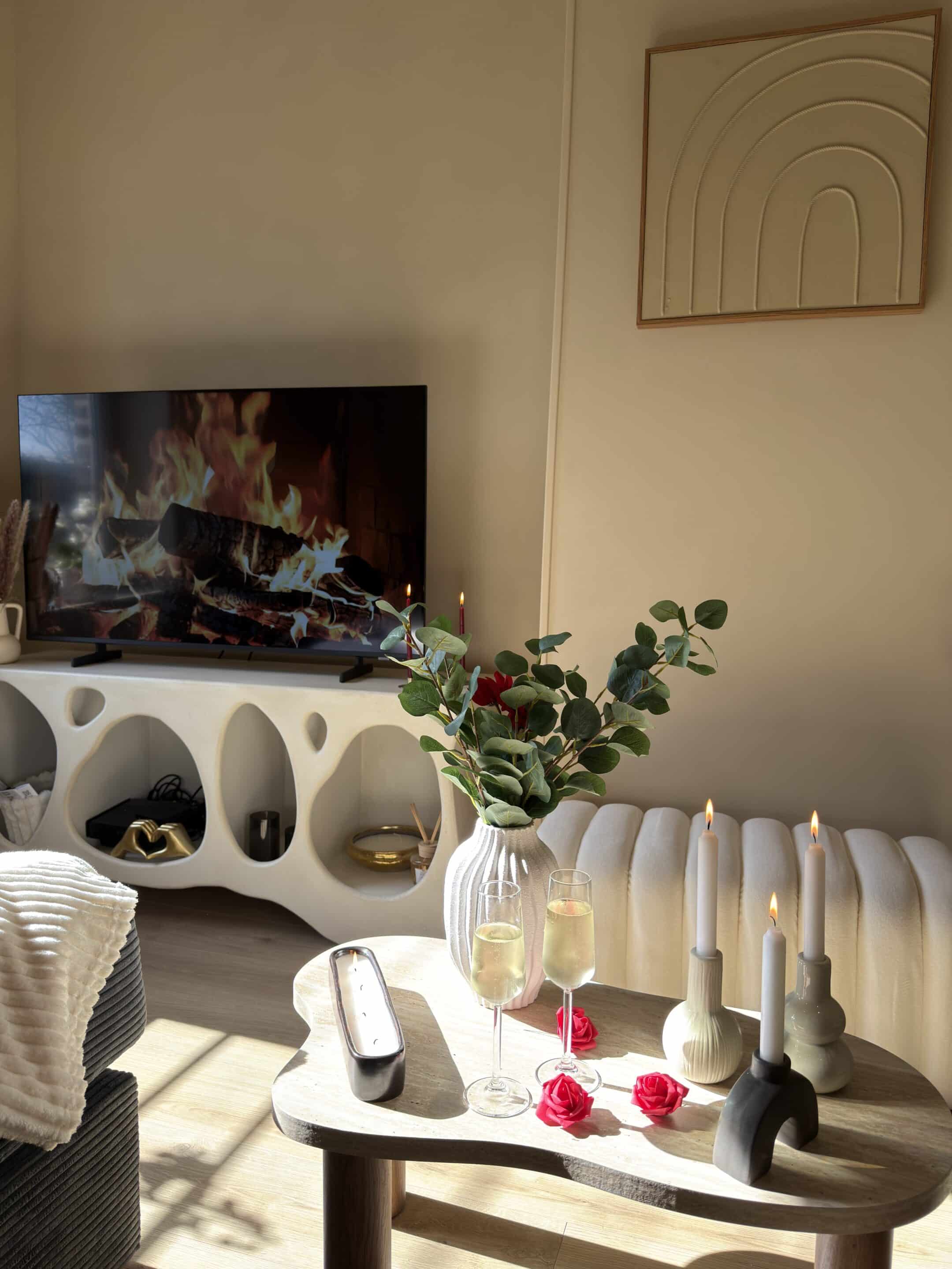 Love room lindomptable Mericourt 8 scaled